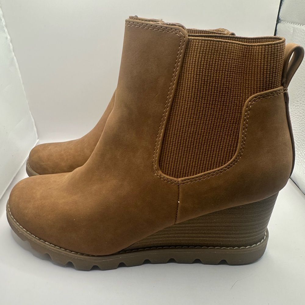 Wild Fable Brown Wedge Boots size 10 - Picture 5 of 7